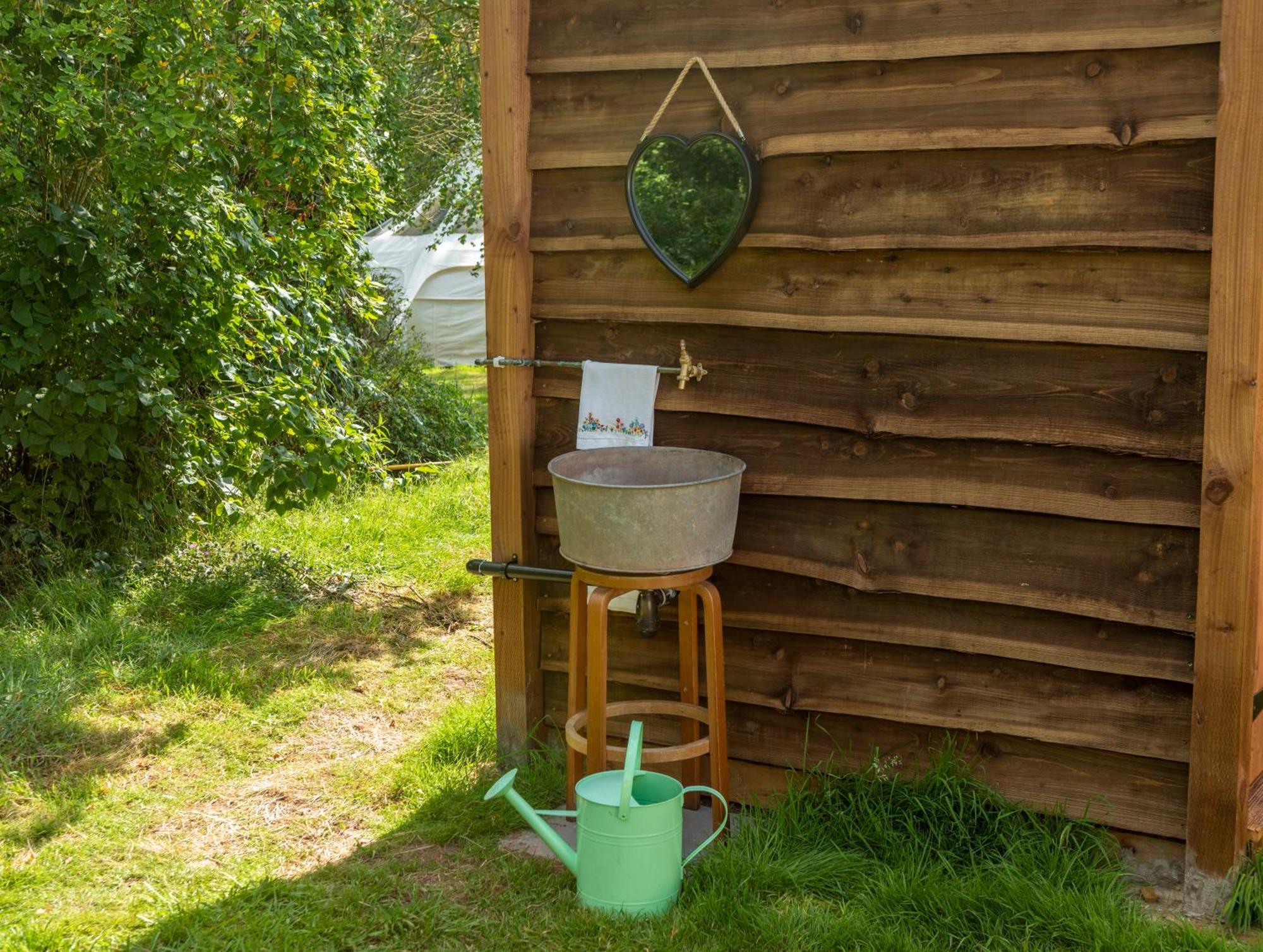 Stargazer Glamping Uk The Mahal 8 People Hotel Ross-on-Wye Luaran gambar